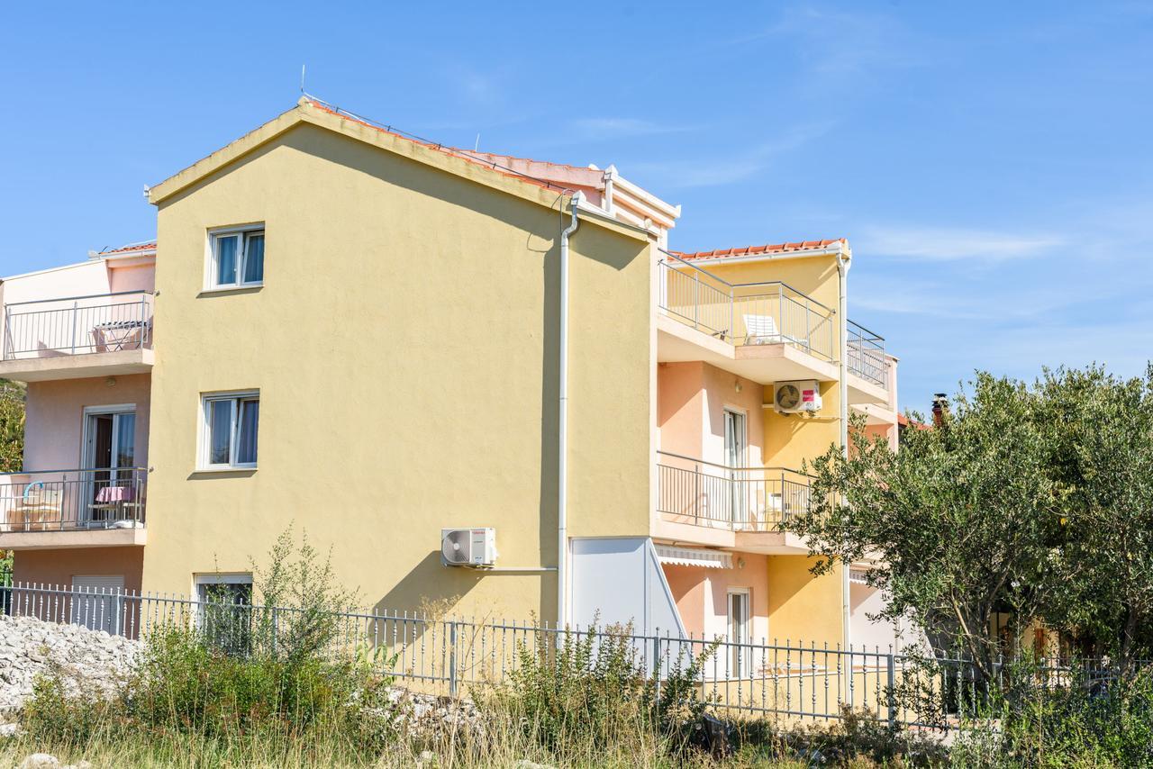 Apartments Neve Marina Zewnętrze zdjęcie